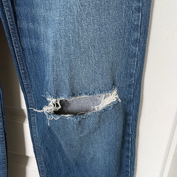 Abercrombie & Fitch High Rise 90’s Relaxed Jeans - Picture 3 of 8